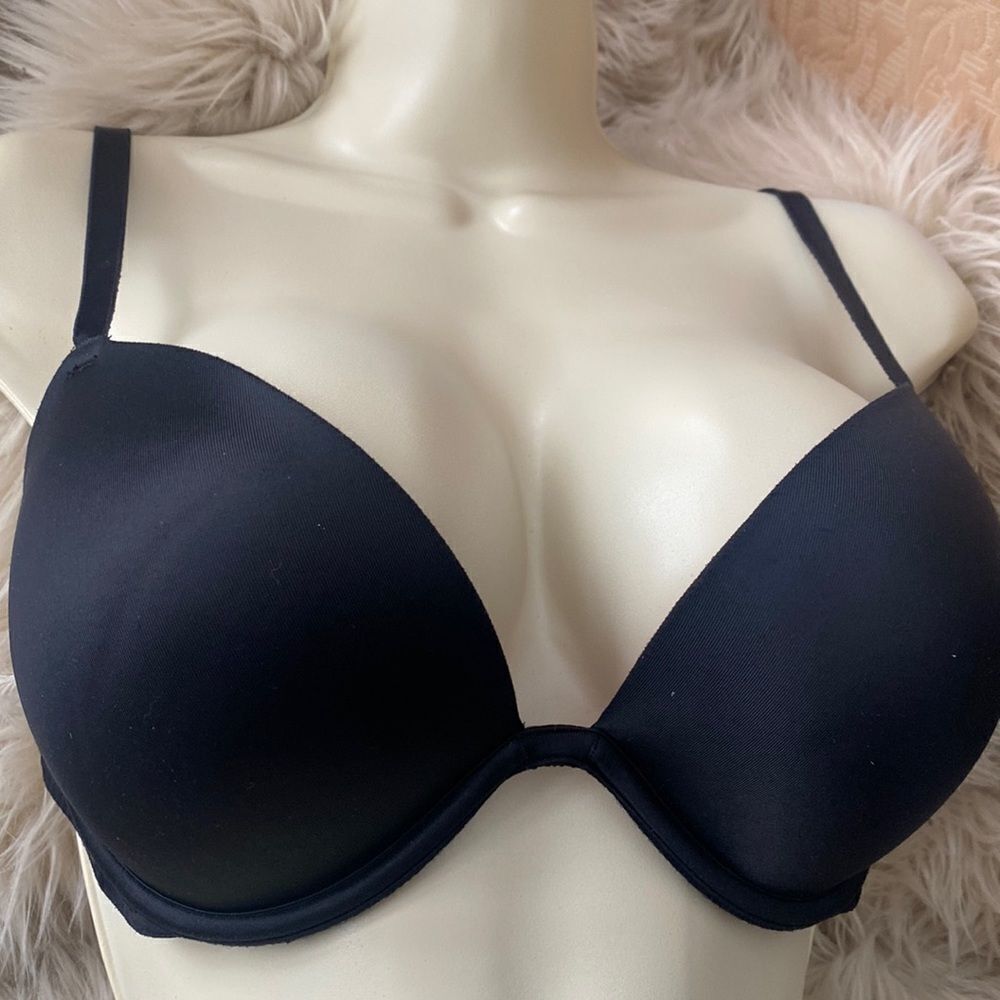 Victoria’s Secret PINK Wear Everywhere Push Up 32DD
